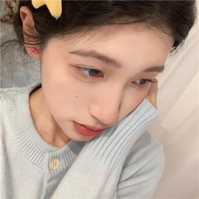 她在梦中跳舞